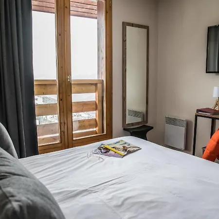 Hotel Emeraude 3*