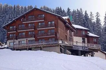 Hotel Emeraude 3*